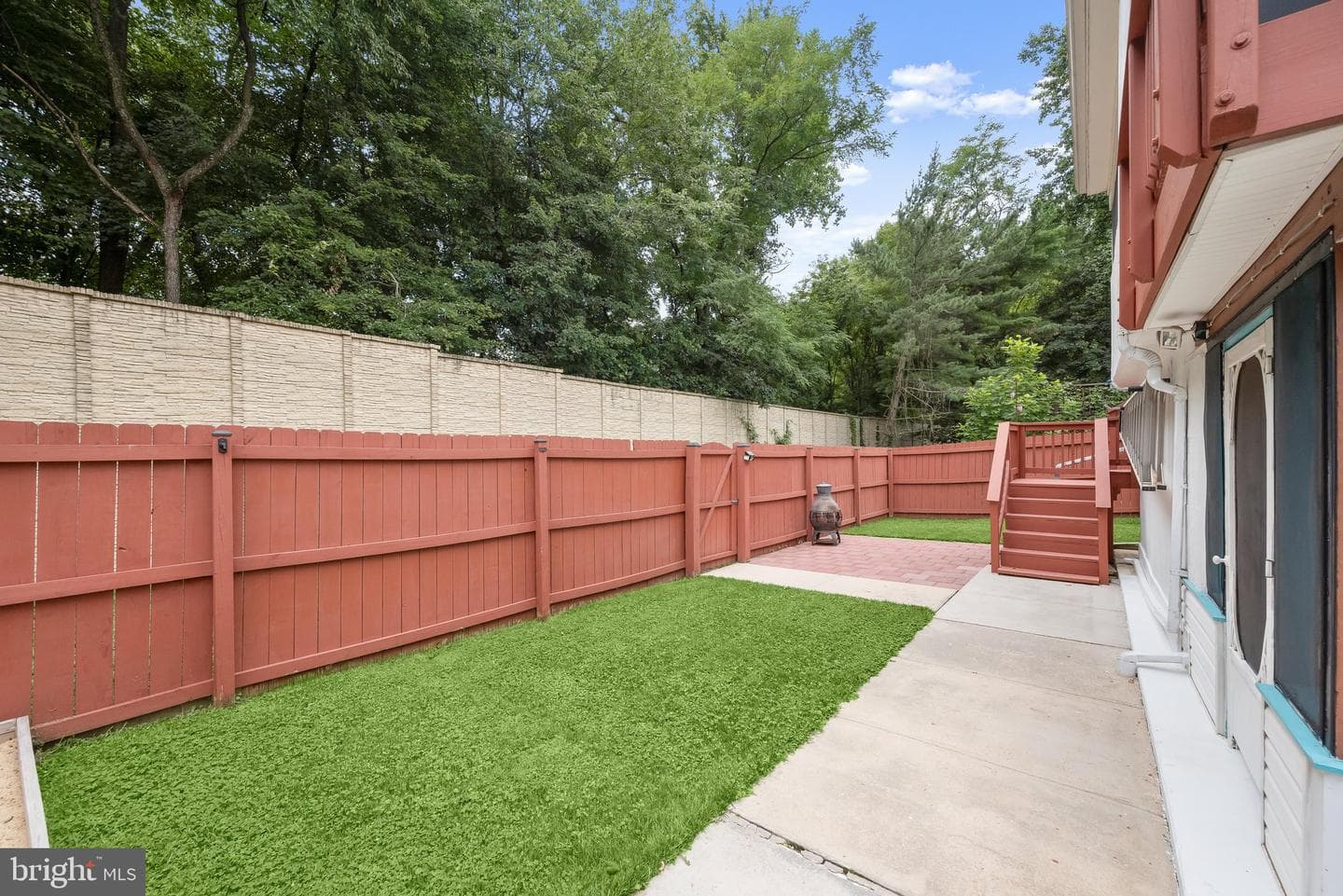 6584 Huntshire Drive photo 31