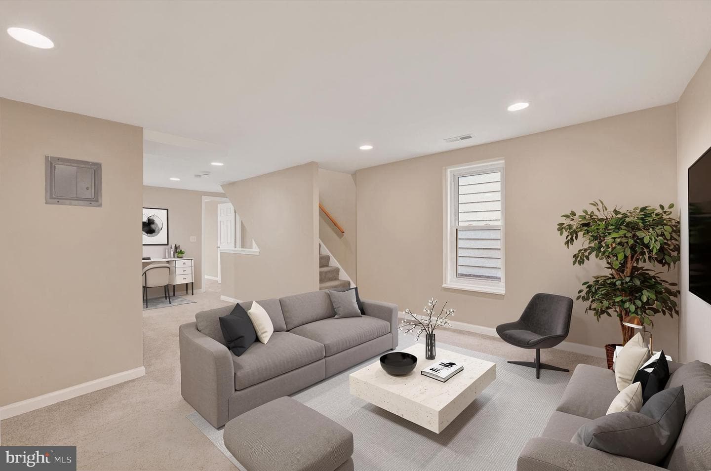 8511 Frederick Road photo 16
