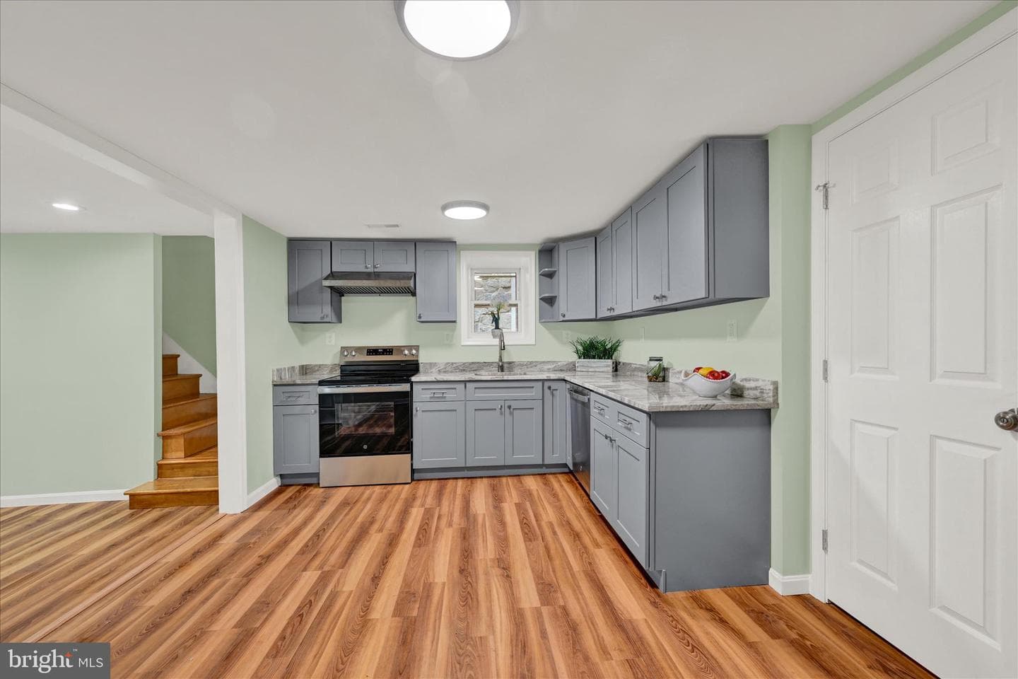 8511 Frederick Road photo 7
