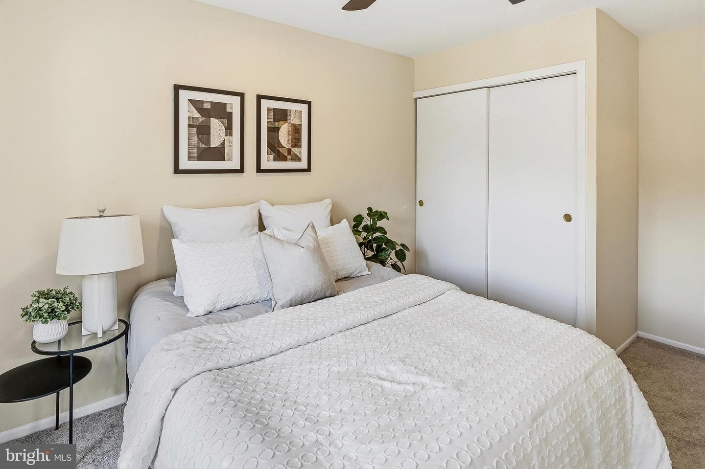 7454 Sea Change photo 24