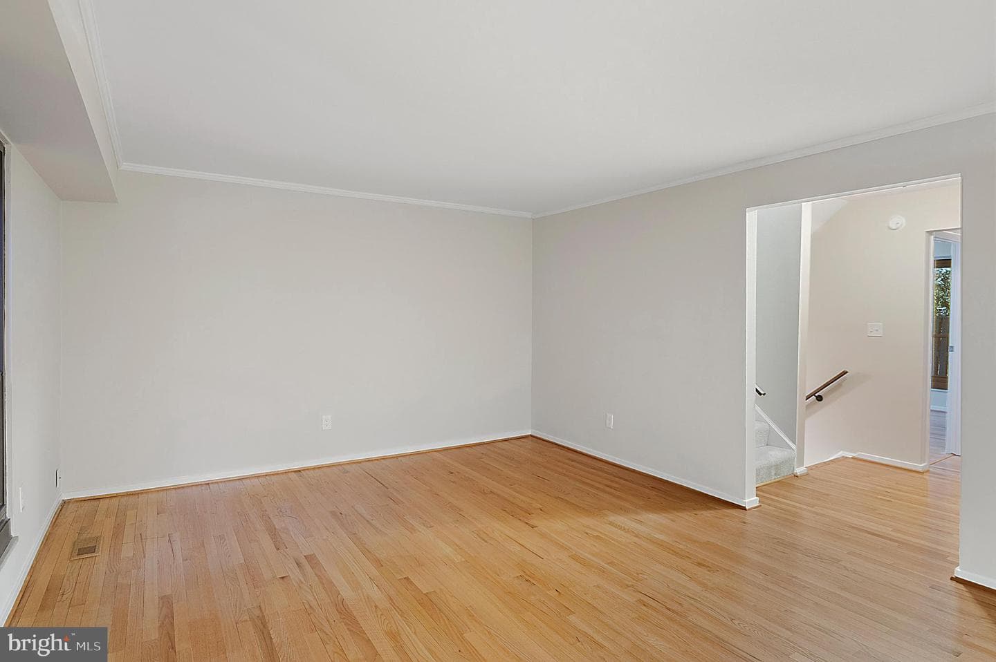 5678 Thicket Lane photo 11