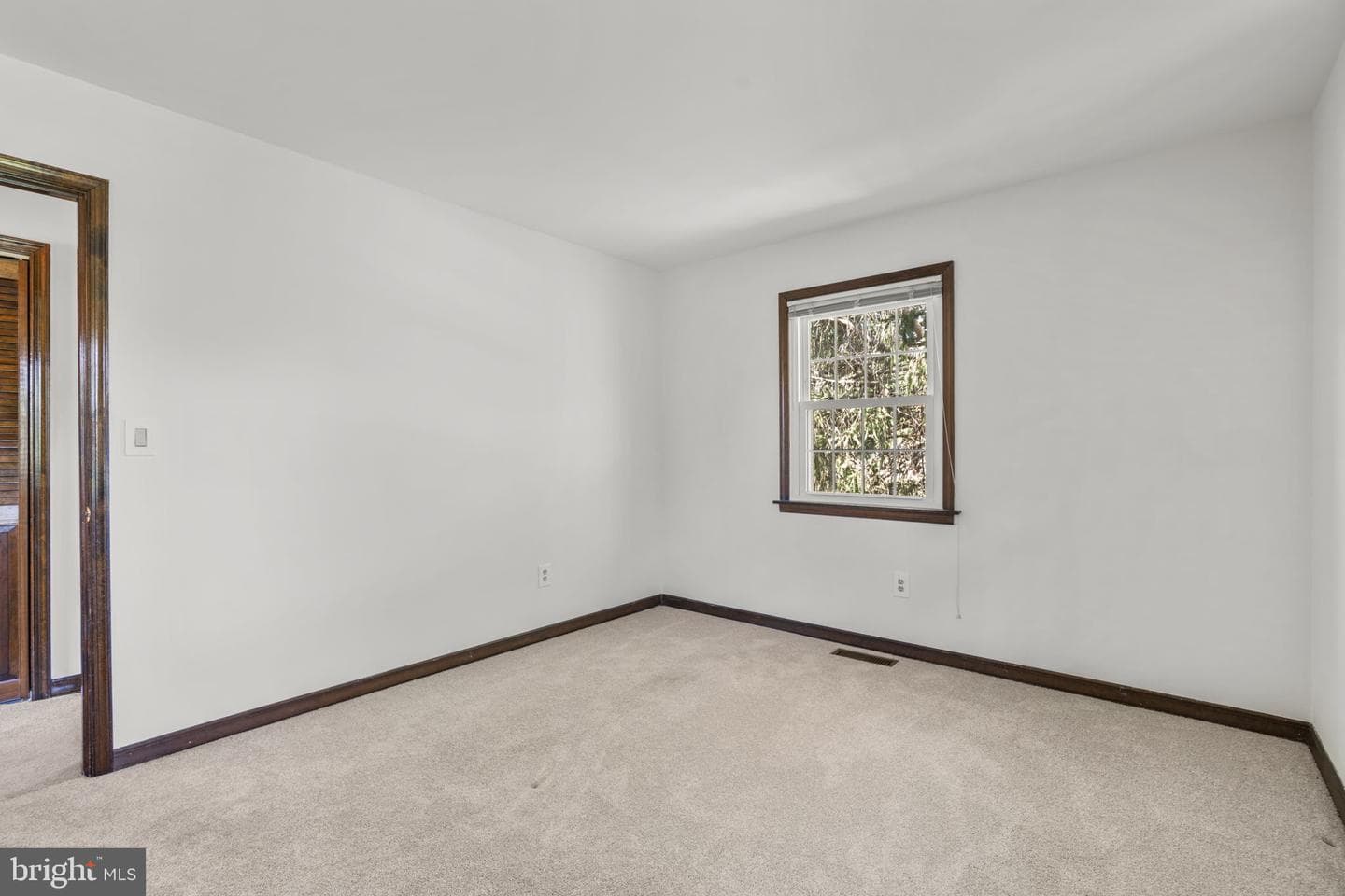 9187 Furrow Avenue photo 34