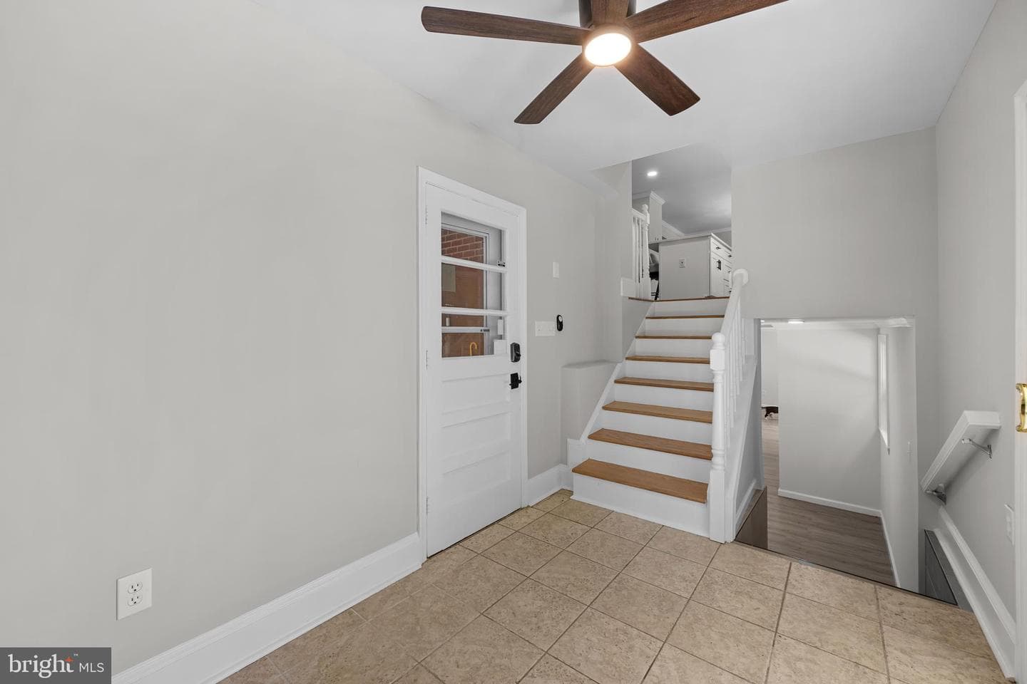 3906 Foxhill Drive photo 11
