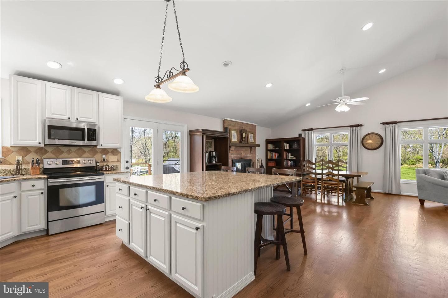 14289 Old Frederick Road photo 18