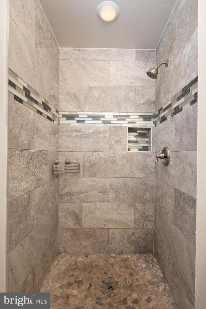 5444 Wolf River Lane photo 14