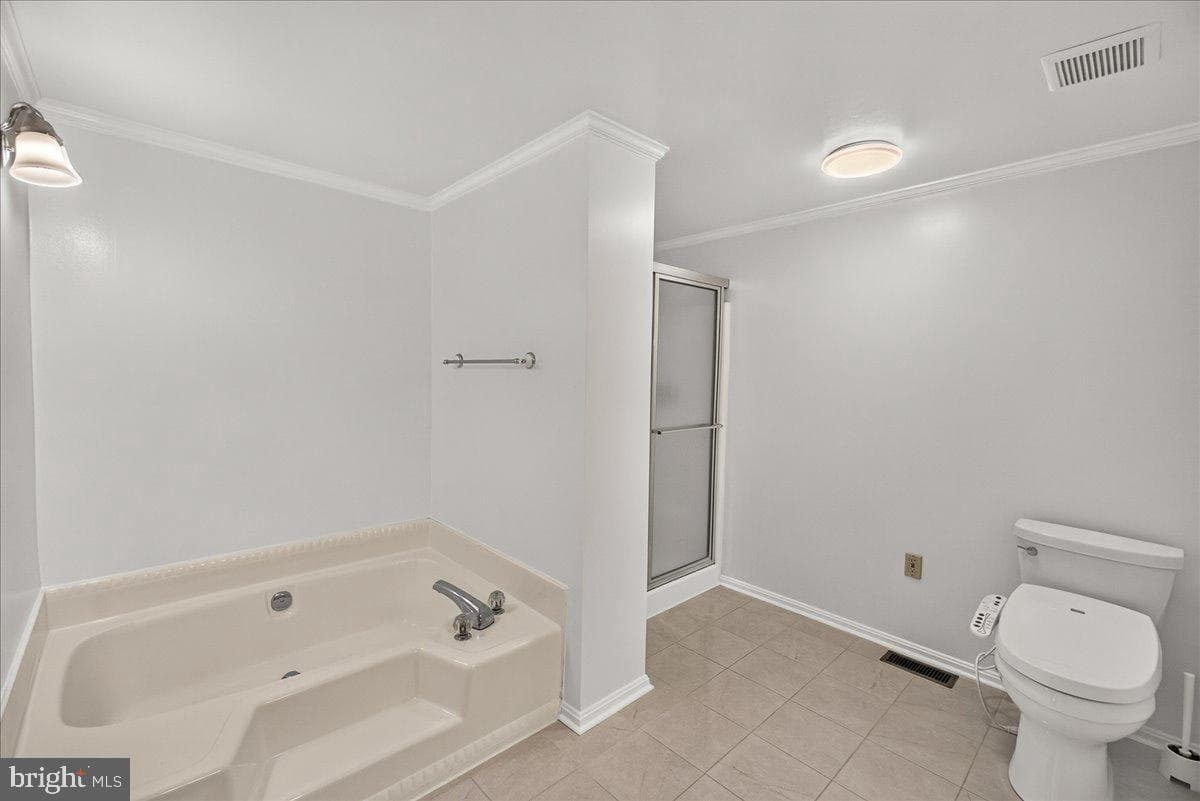 6630 Windsor Court photo 29