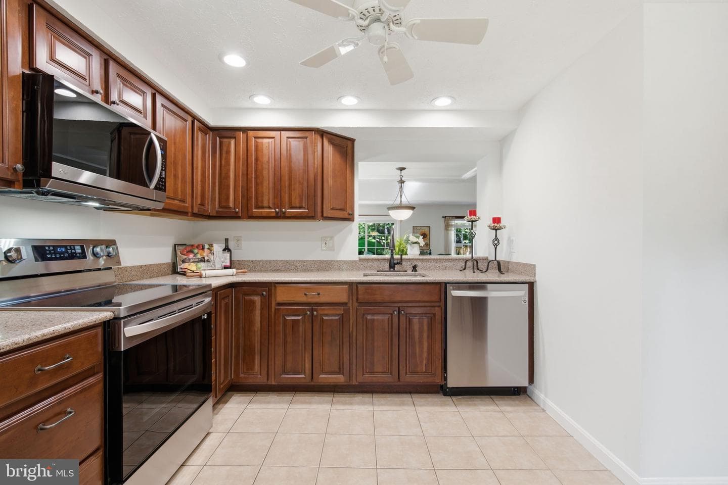 10893 Olde Woods Way photo 16