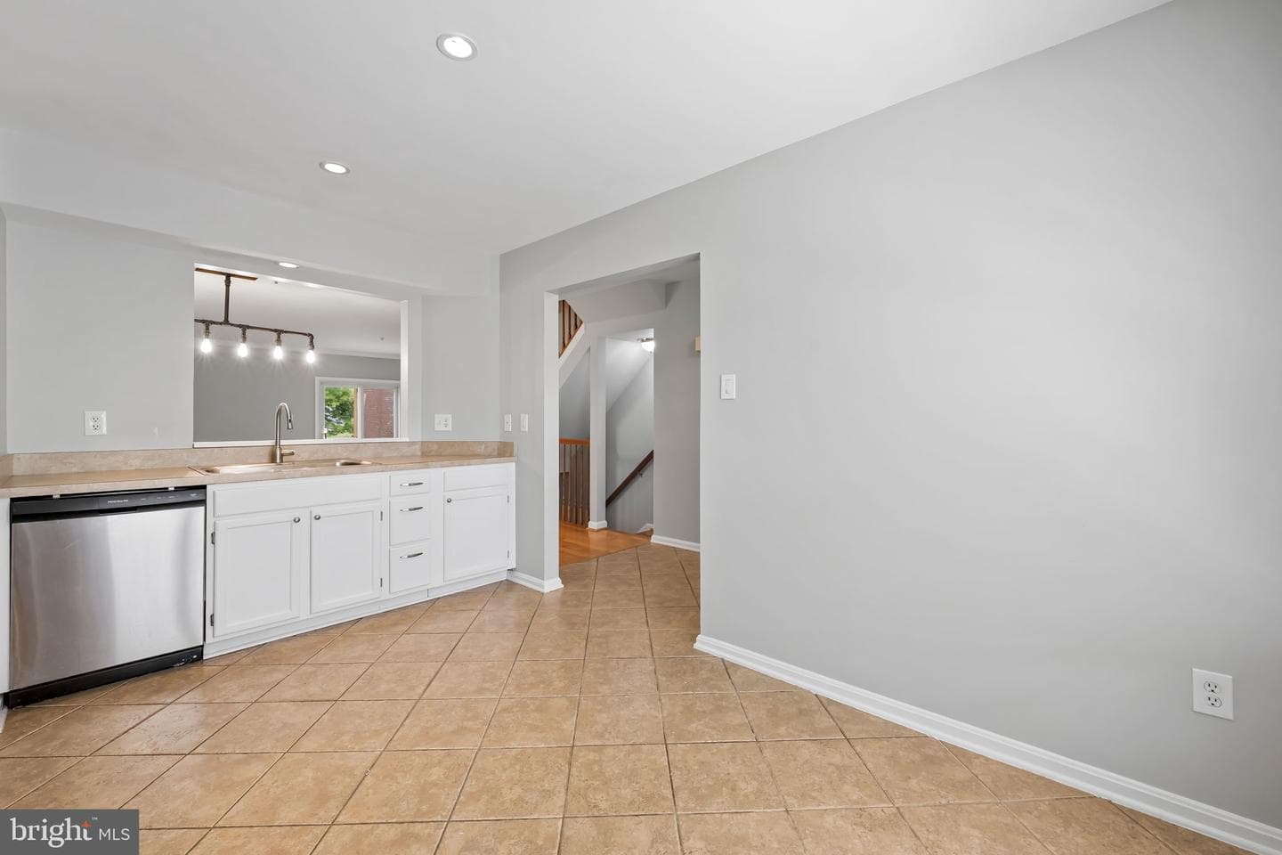 6312 Hampton Place photo 9