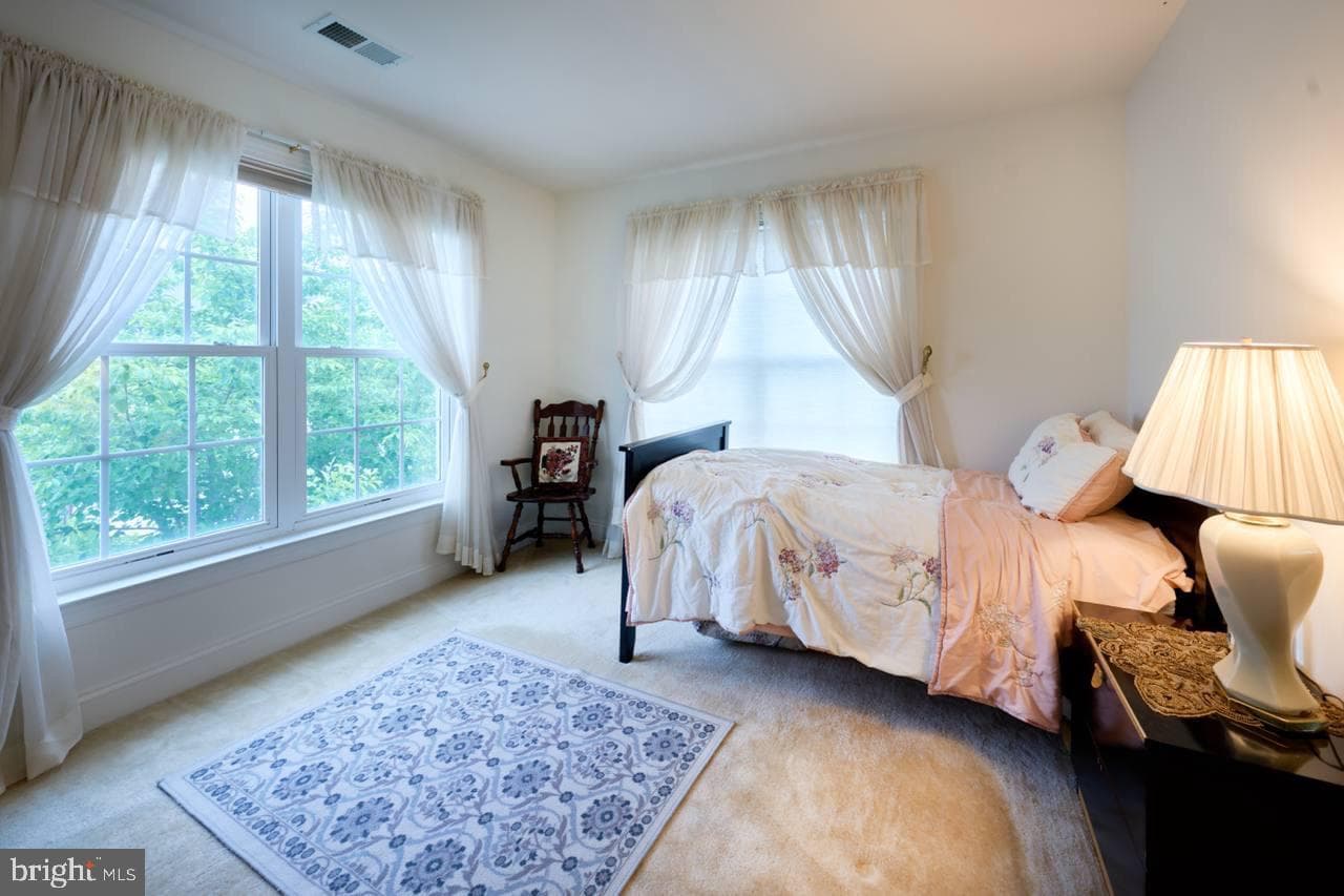 2605 Queensland Drive photo 33