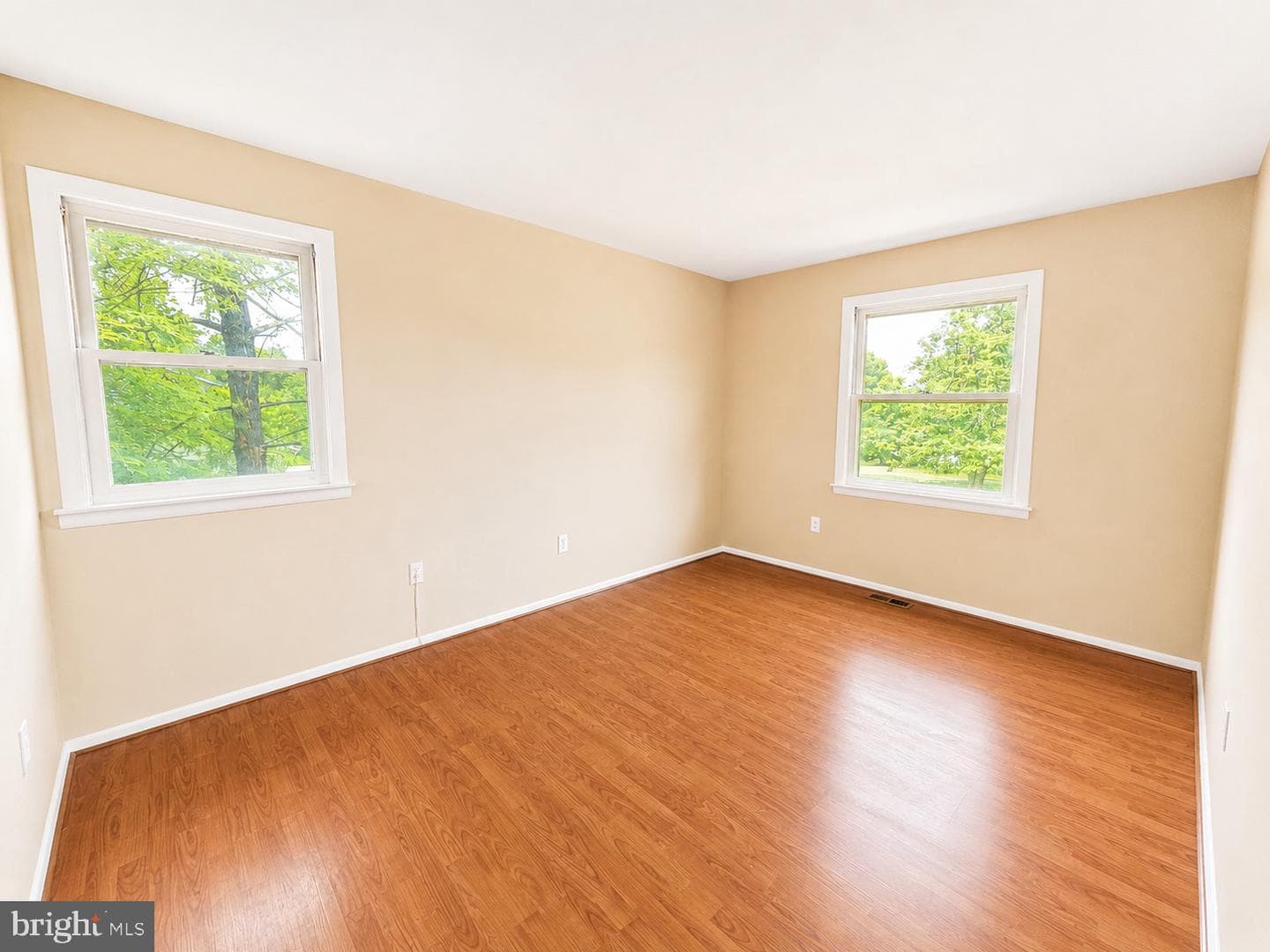 11295 Old Hopkins Road photo 19