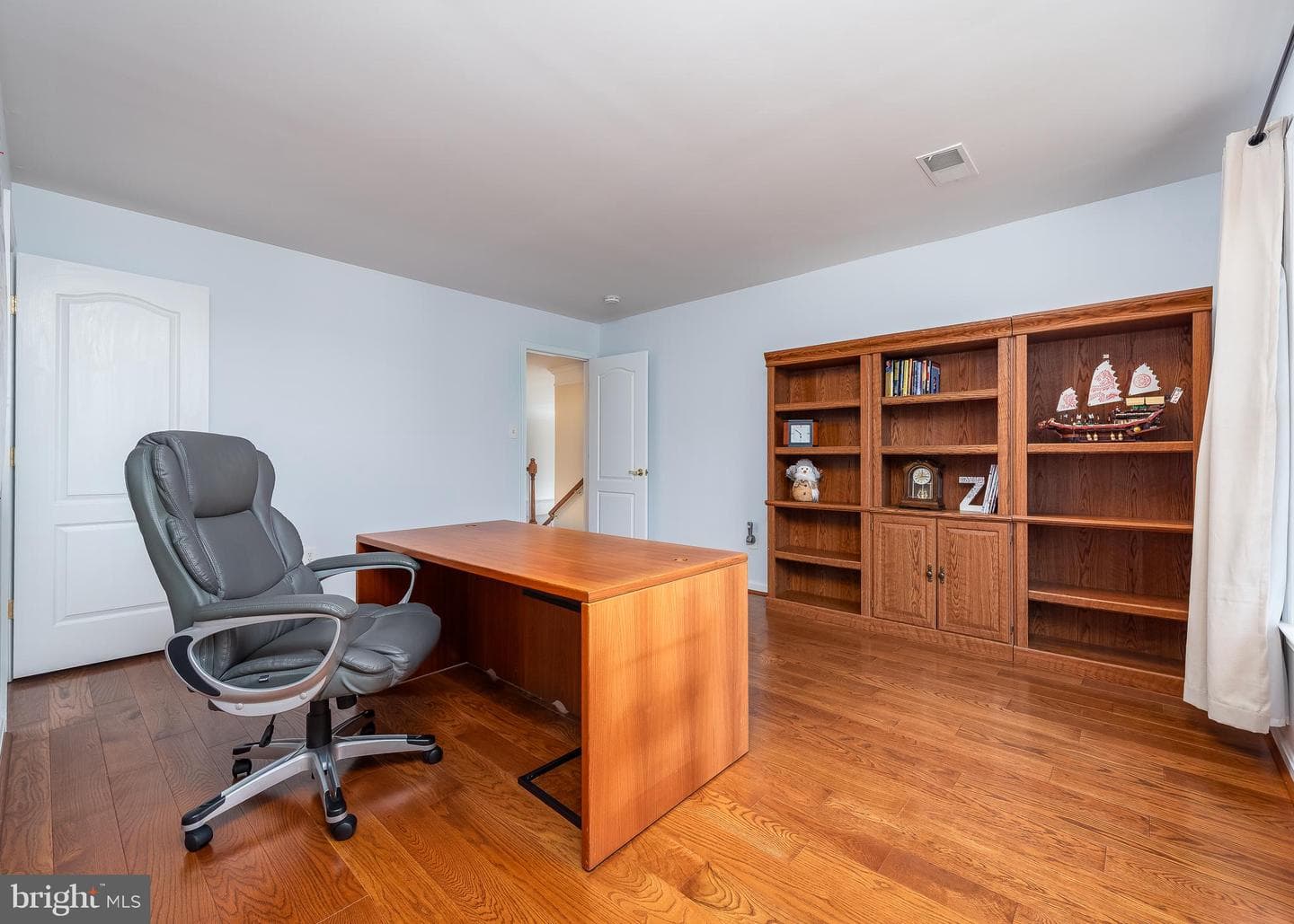 13728 Bold Venture Drive photo 27