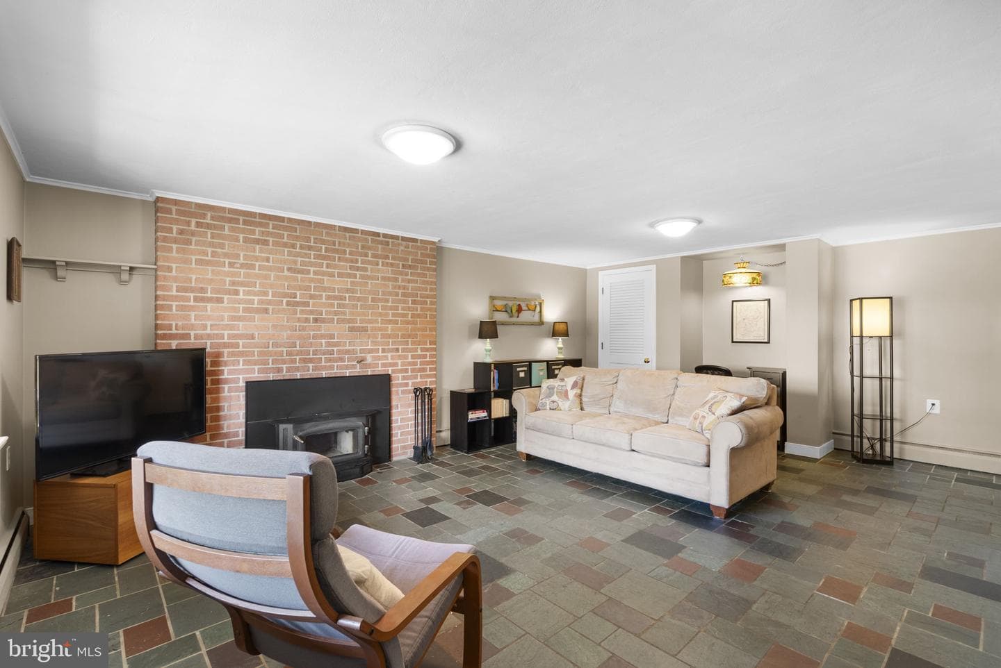 14697 Roxbury Road photo 29