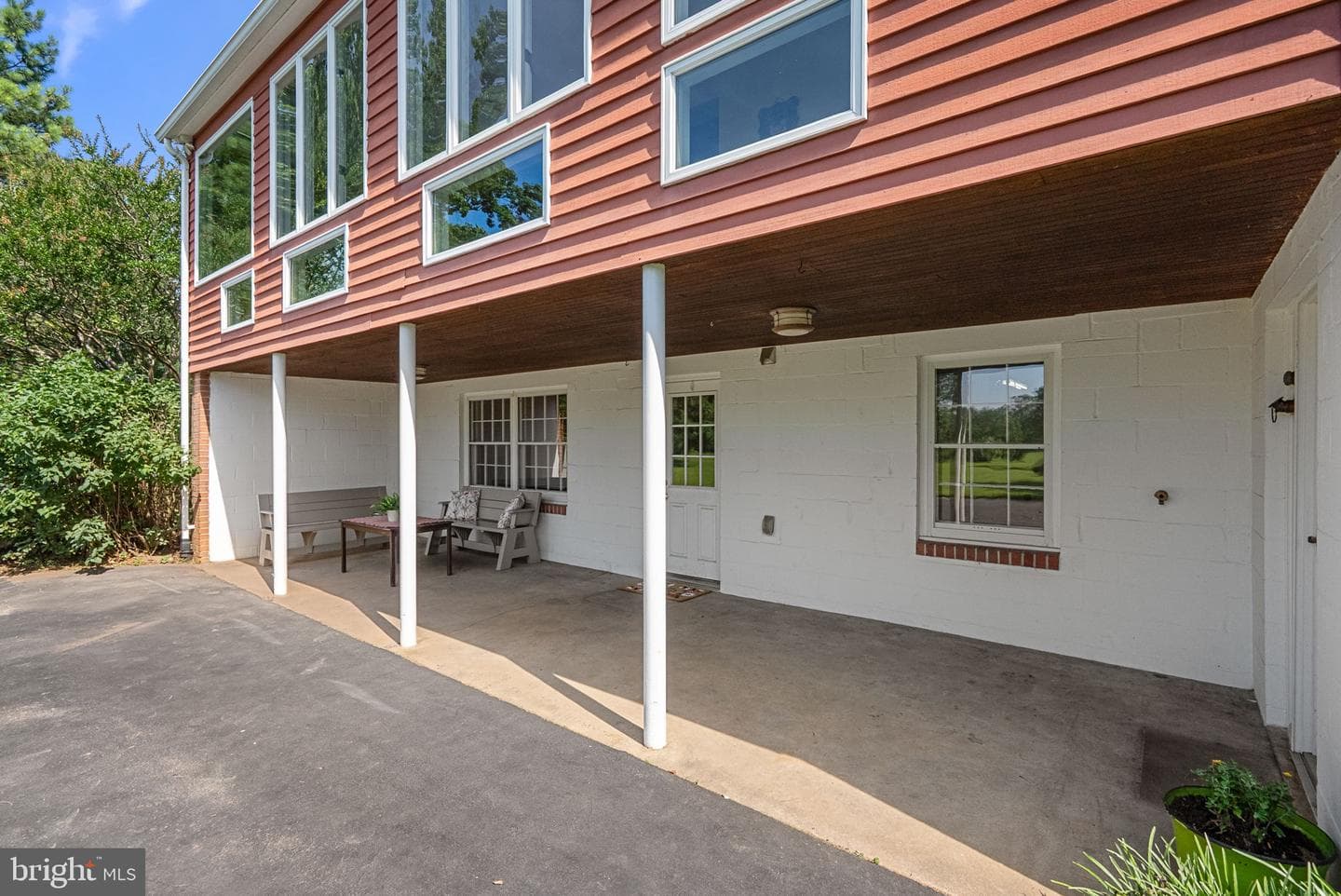 14697 Roxbury Road photo 33