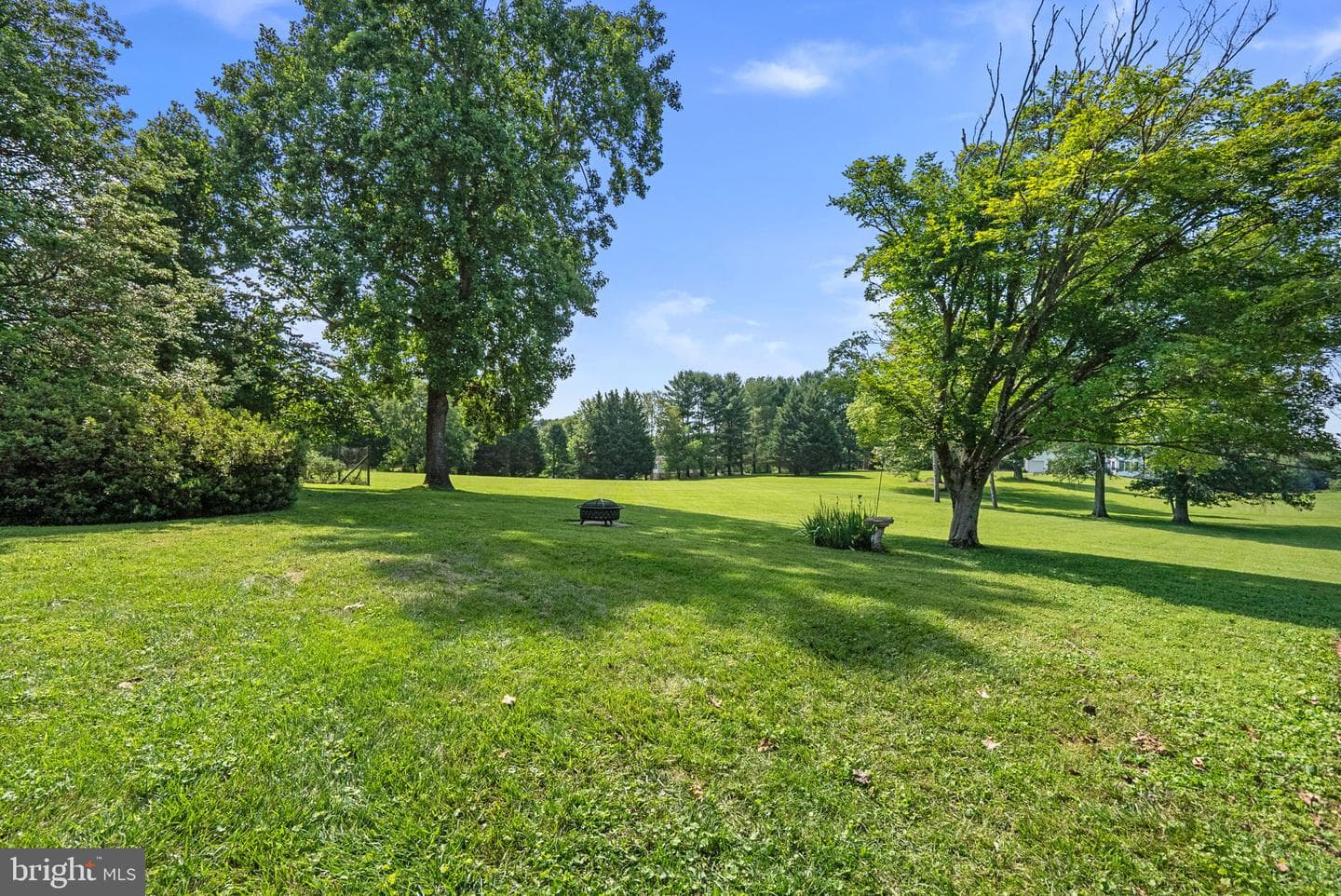14697 Roxbury Road photo 34