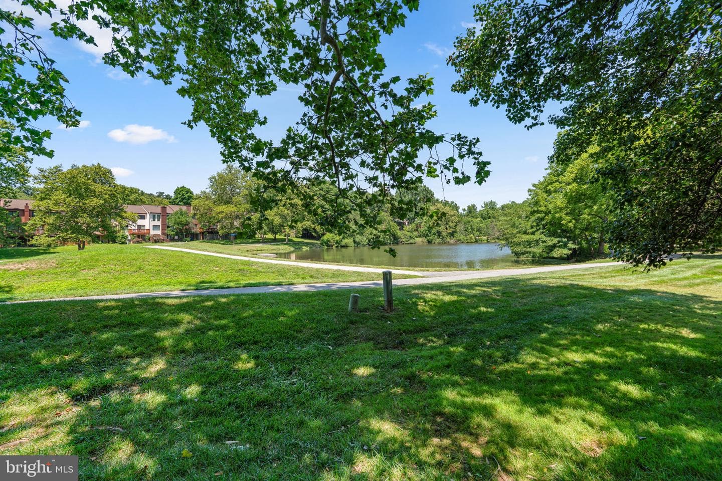 5828 Alderleaf Place photo 47