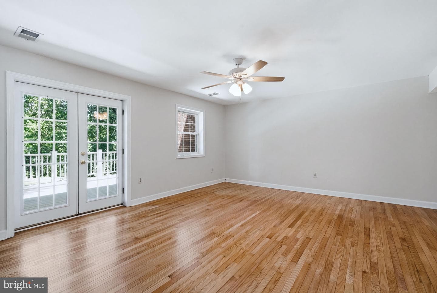 5828 Alderleaf Place photo 7