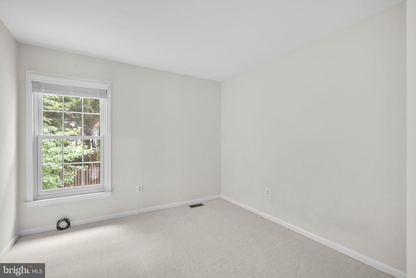 8004 Roland Court photo 31