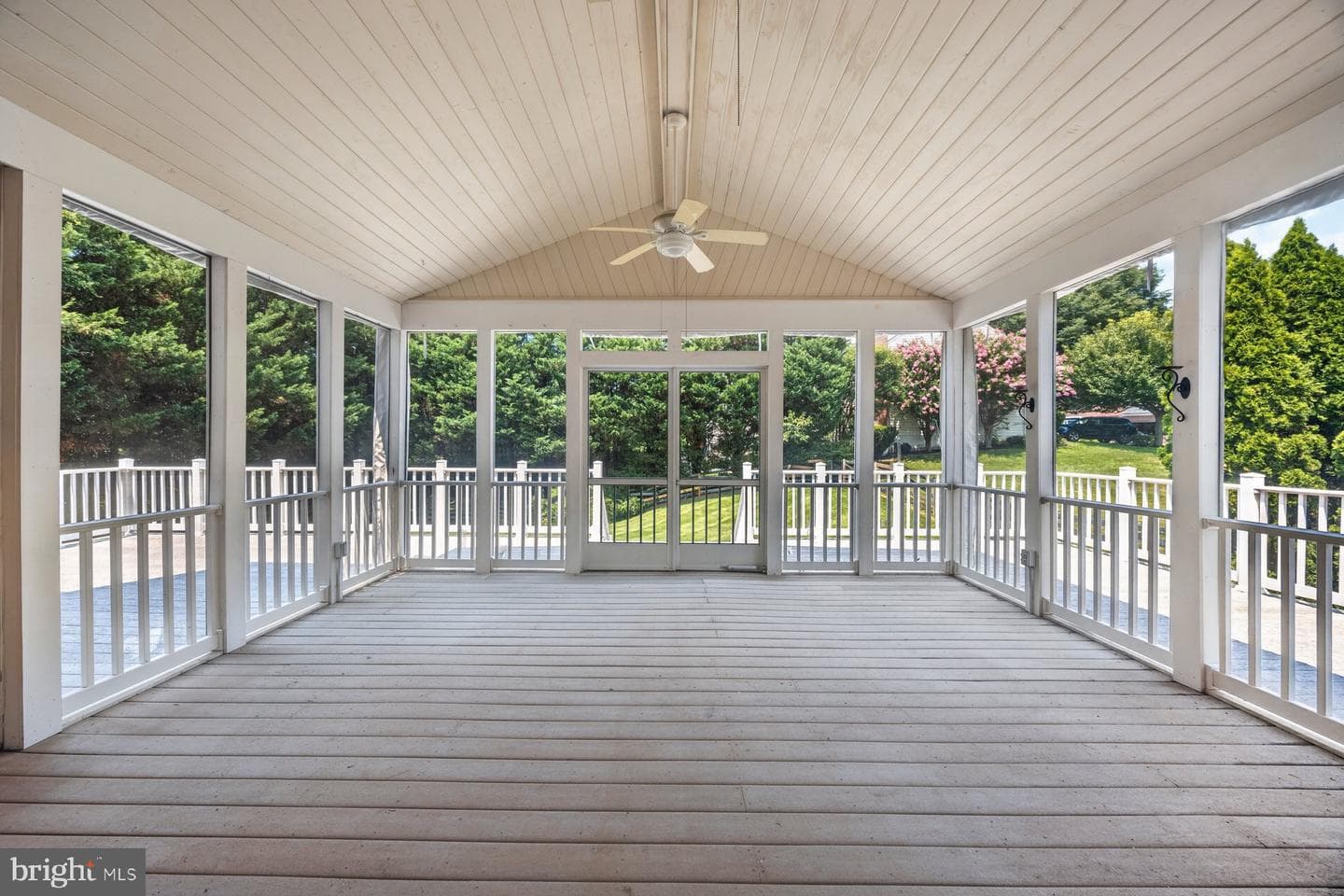 7192 Collingwood Court photo 30