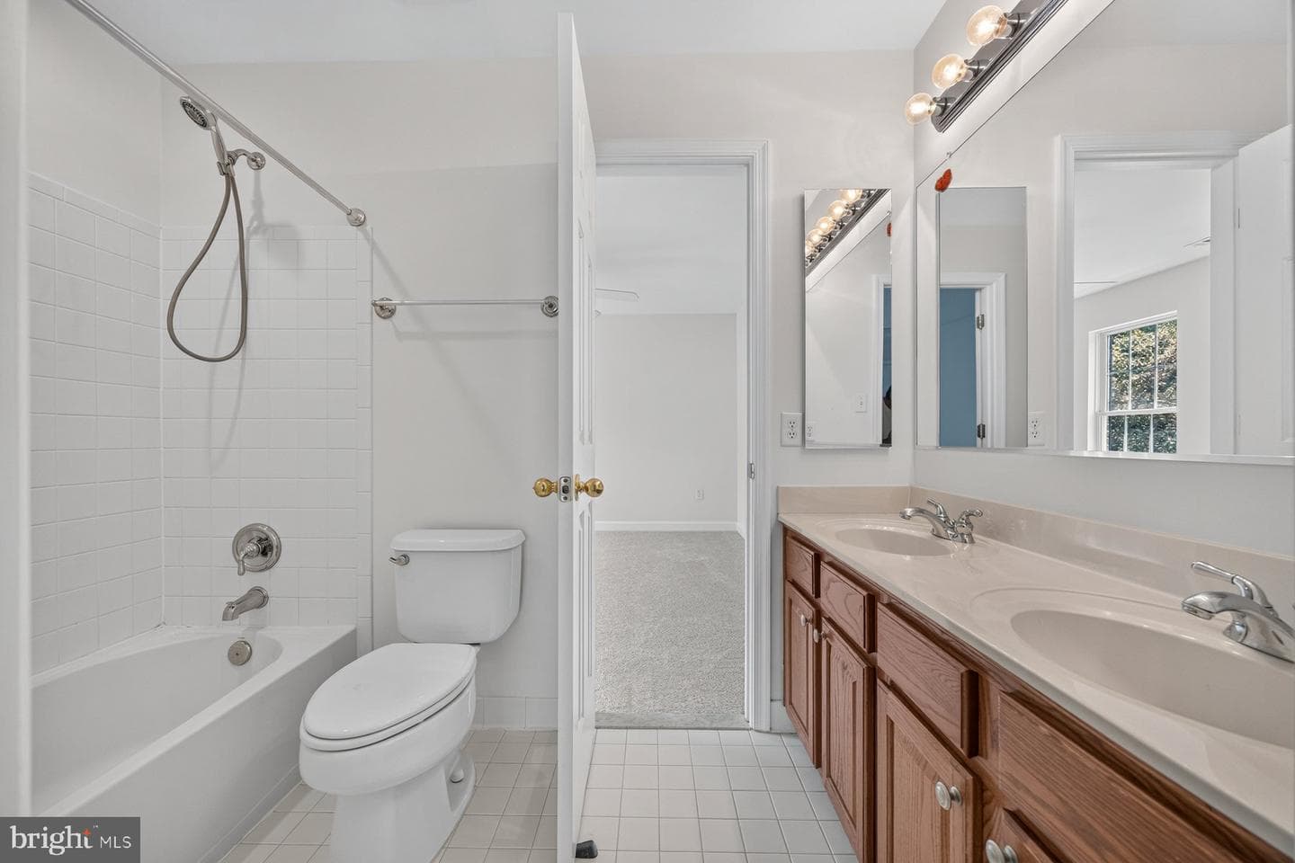7192 Collingwood Court photo 40