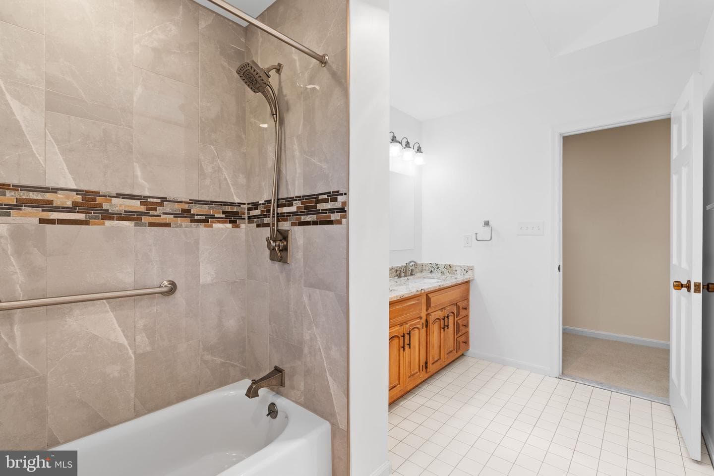 11706 Farside Road photo 32
