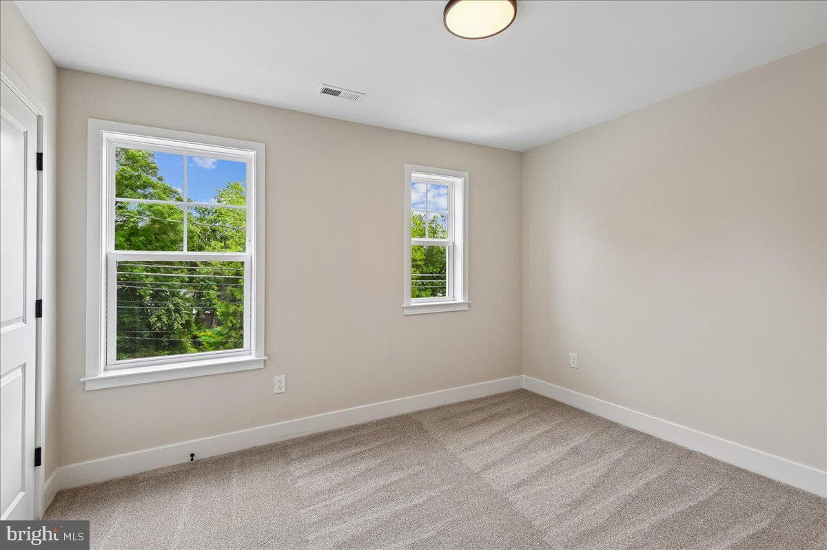 9312 Madison Avenue photo 35