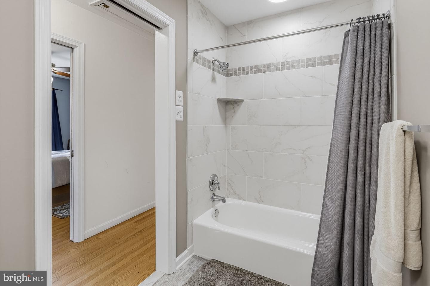 2901 Chestnut Hill Drive photo 20