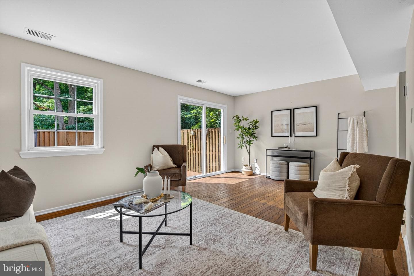 5704 Yellowrose Court photo 9
