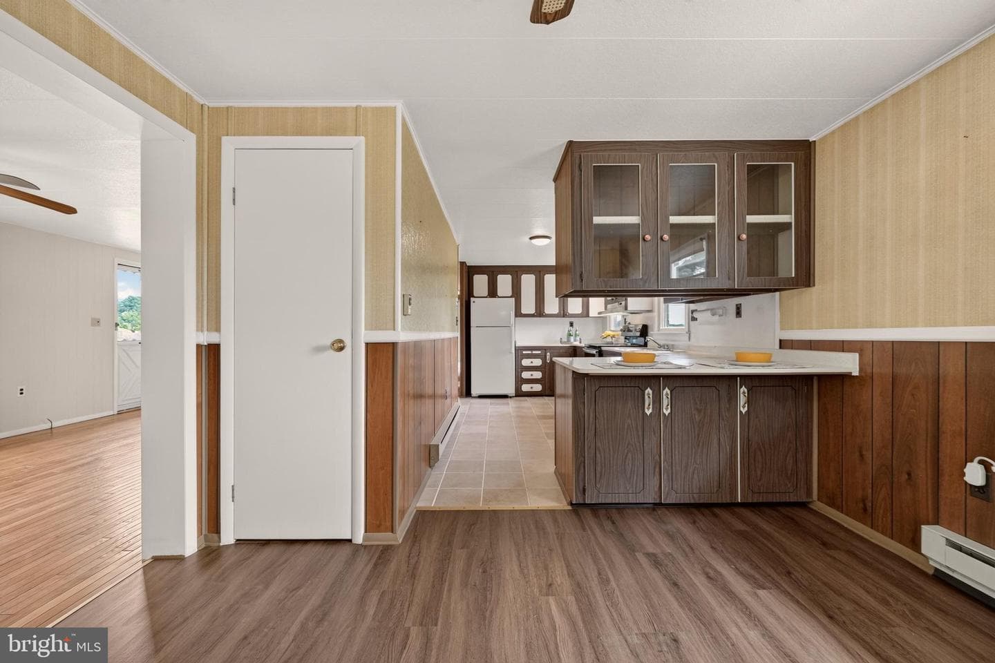 13835 Howard Road photo 14
