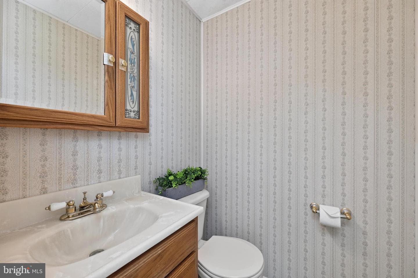 13835 Howard Road photo 23