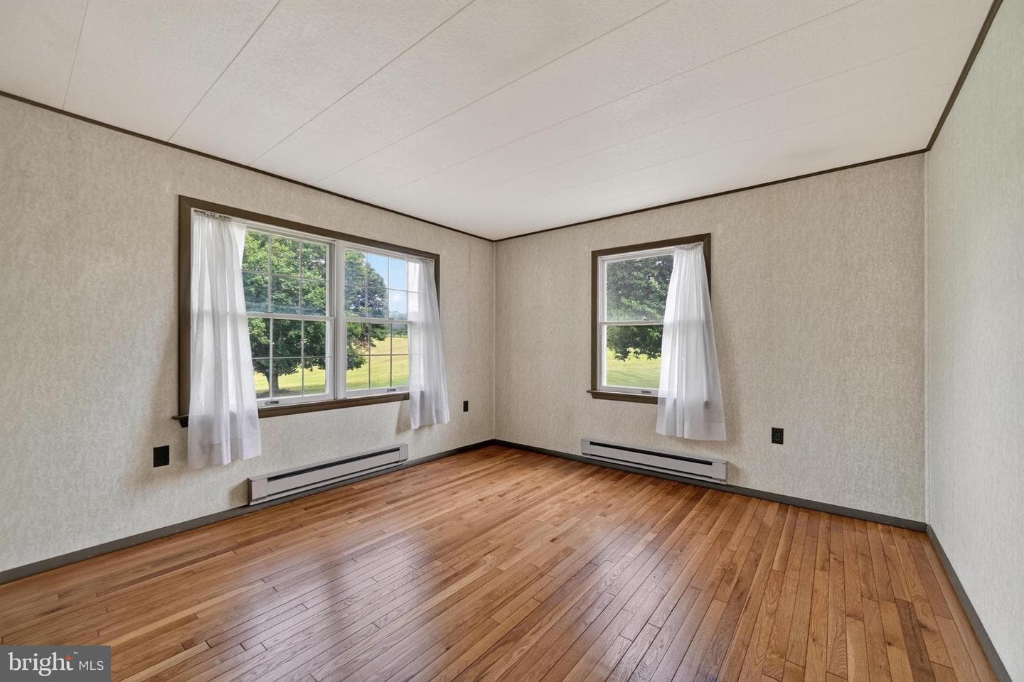 13835 Howard Road photo 26