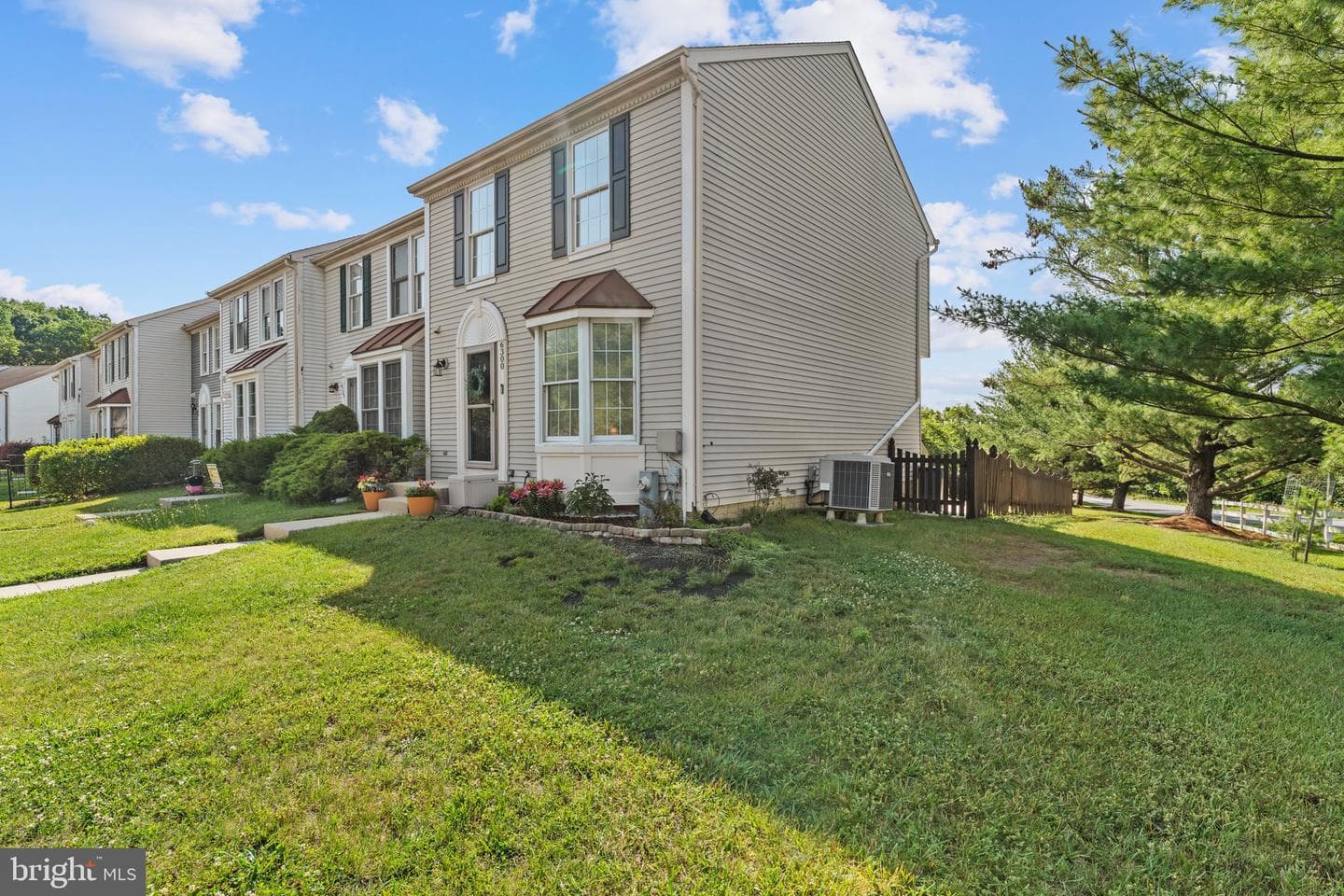 6300 Wimbledon Court photo 2