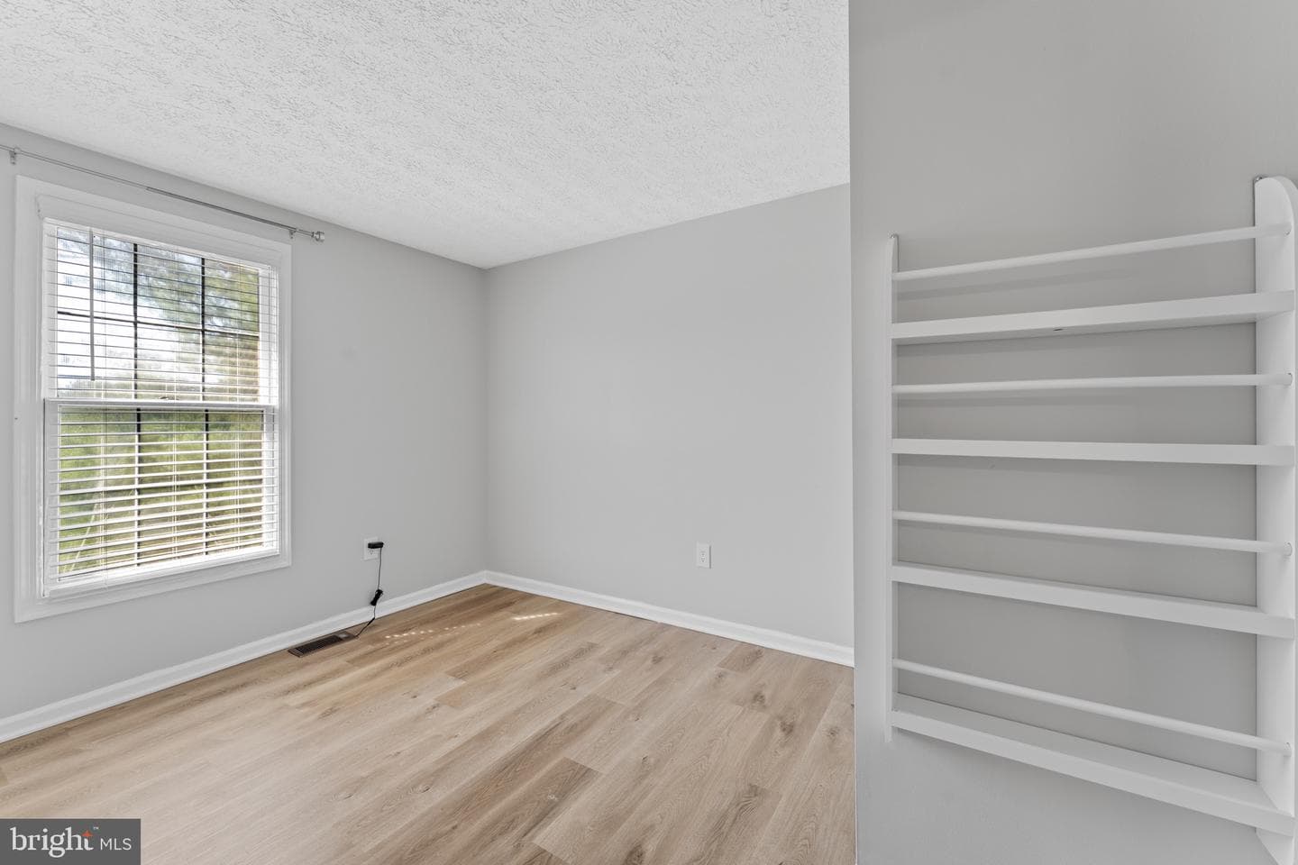 6300 Wimbledon Court photo 25