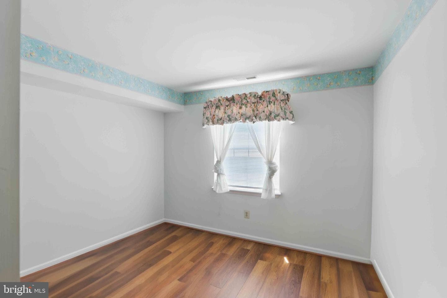 8585 Falls Run Road #g photo 18