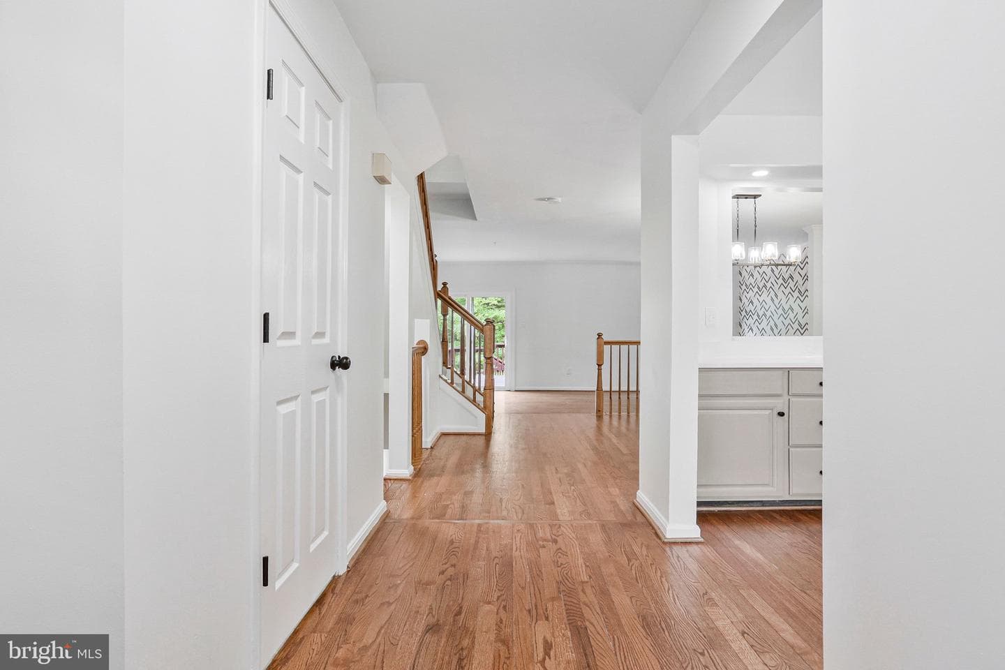6325 Hampton Place photo 3