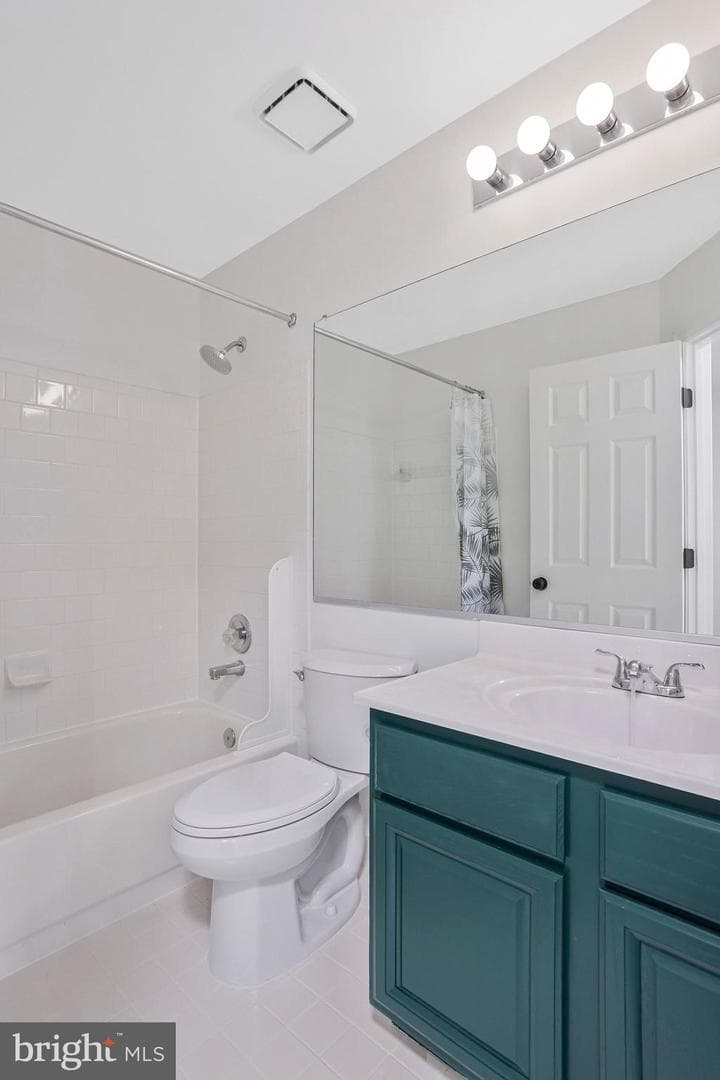 6325 Hampton Place photo 36