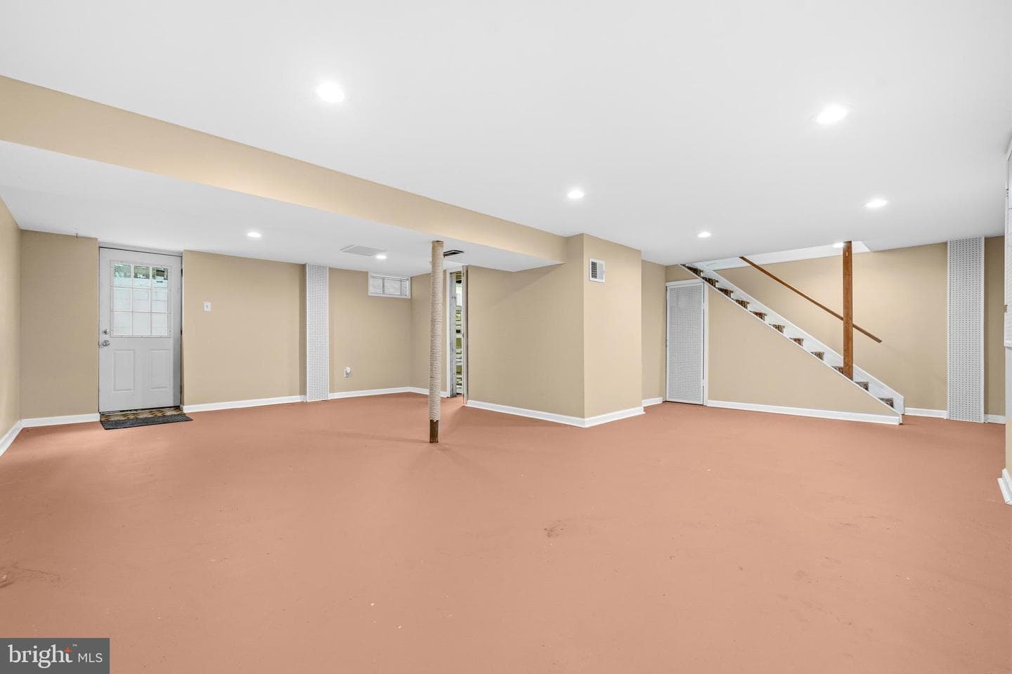 9076 Goldamber Garth photo 33