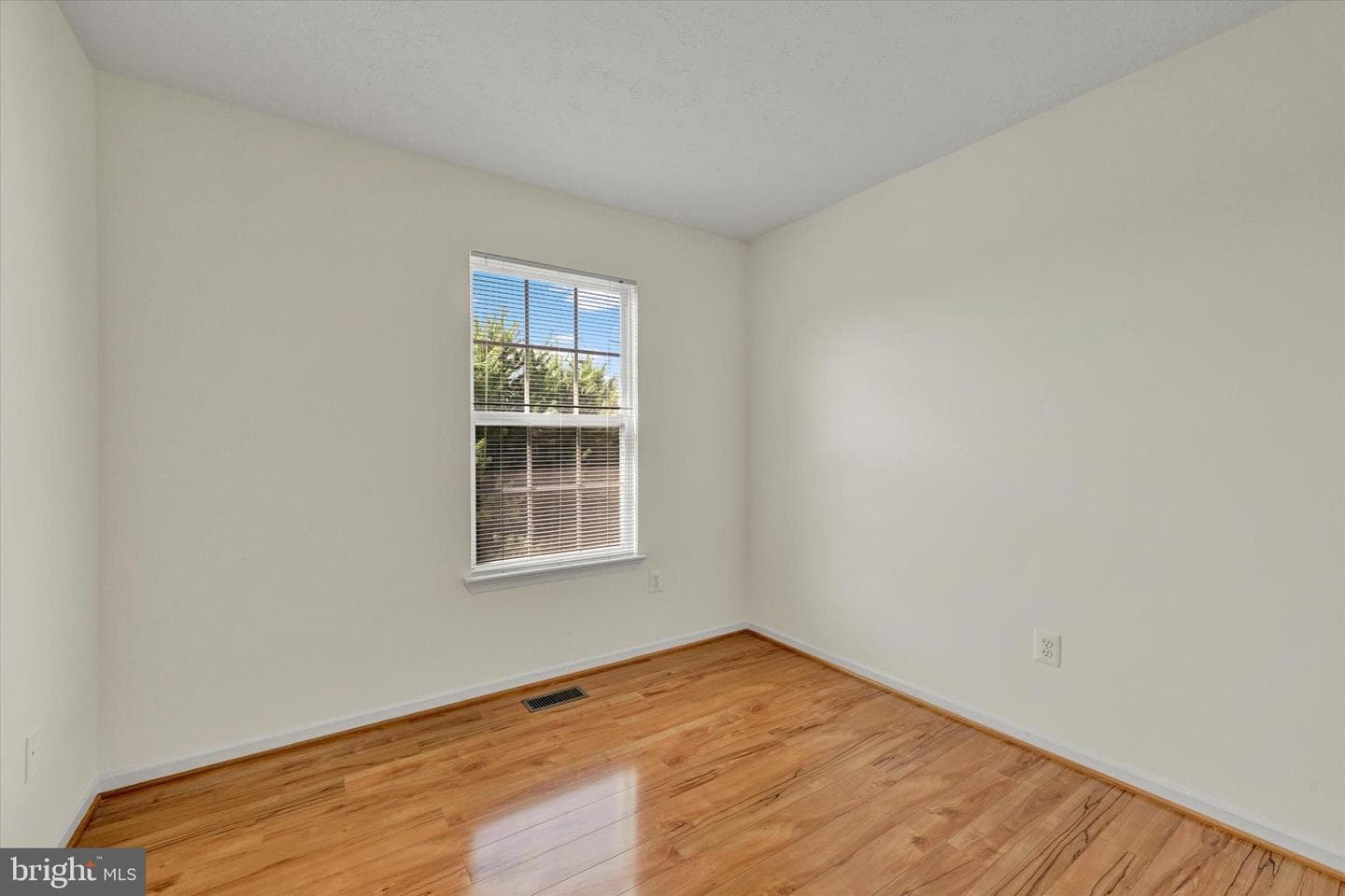 3325 Hollow Court photo 26