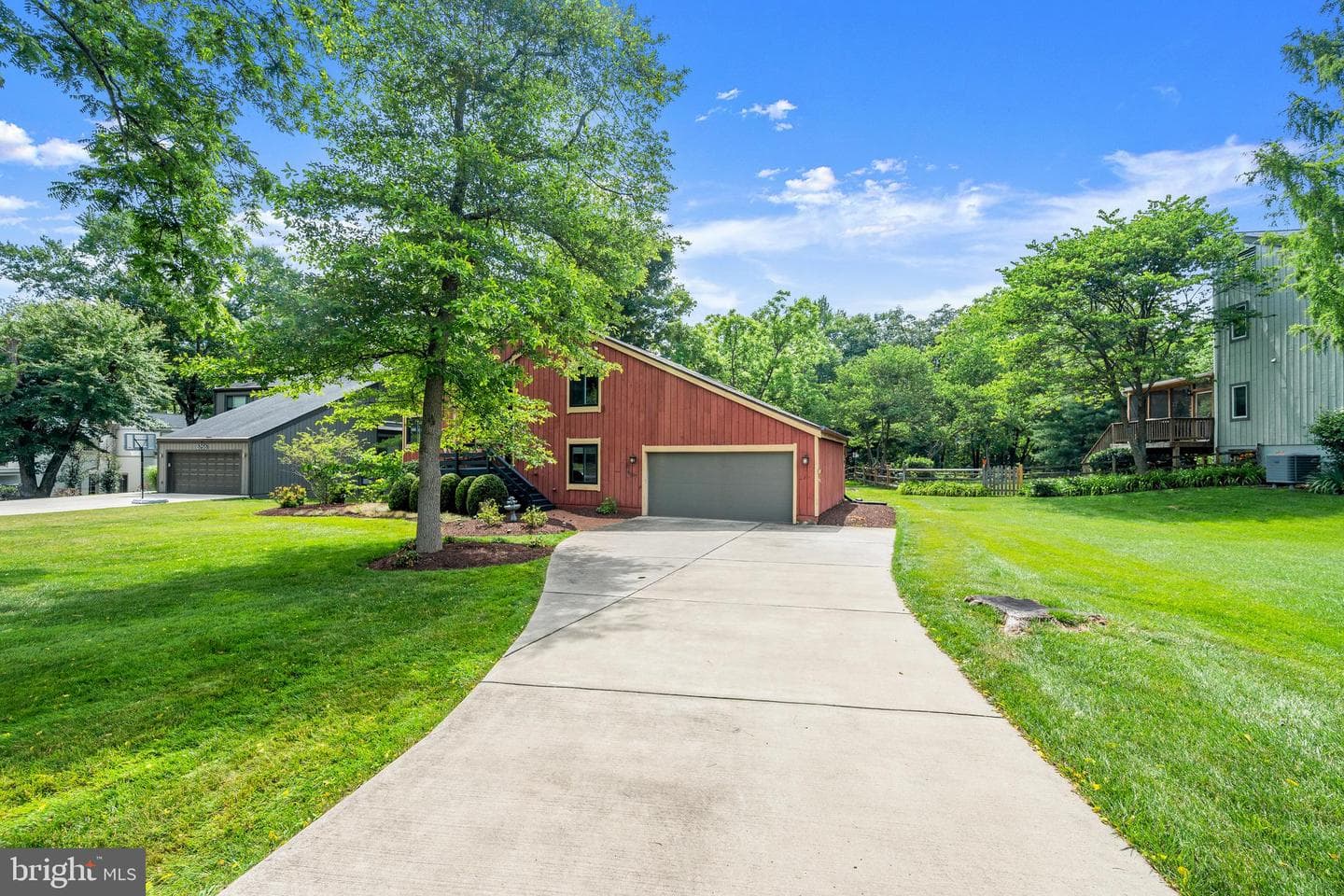 6252 Audubon Drive photo 3
