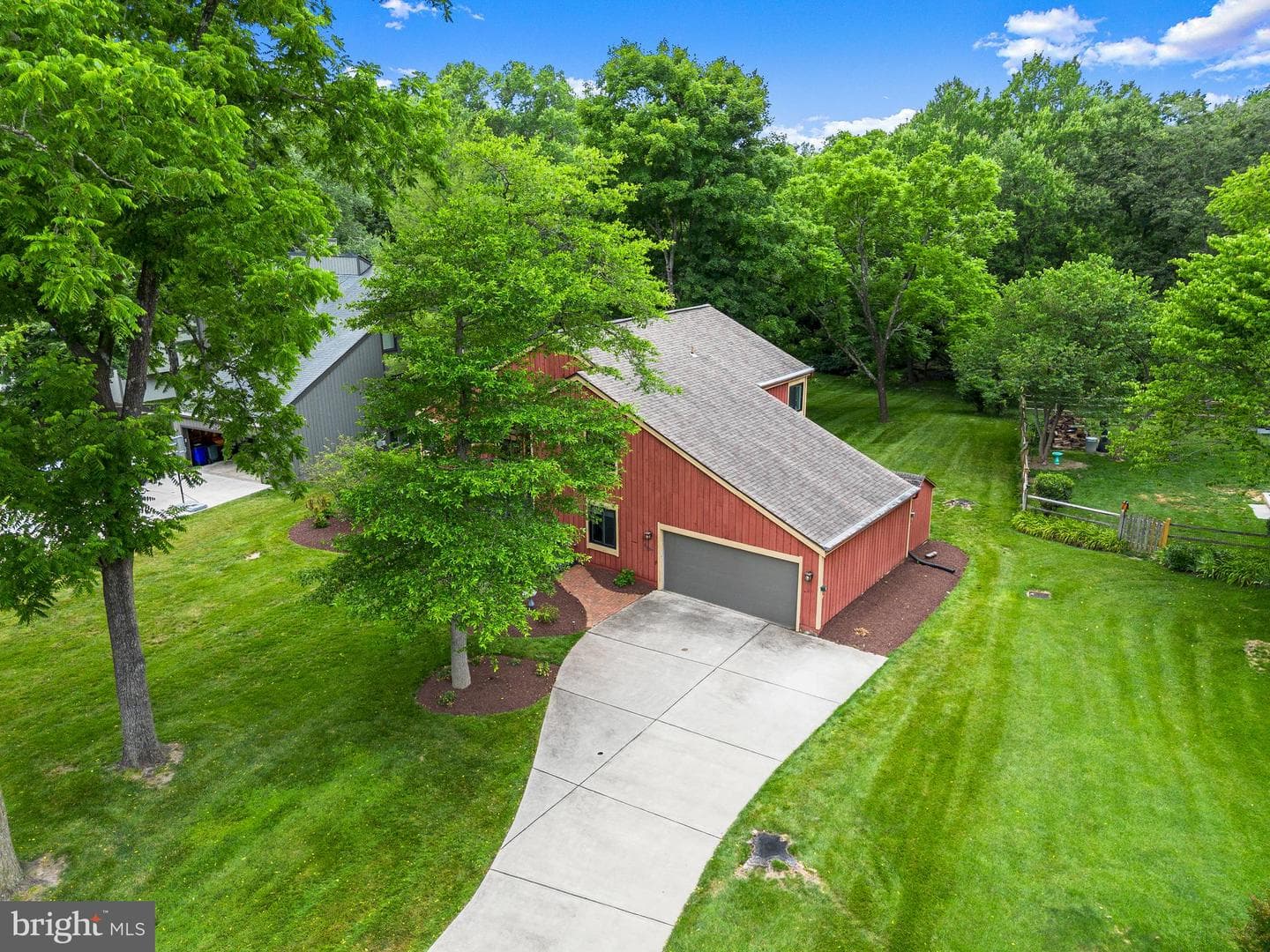 6252 Audubon Drive photo 4