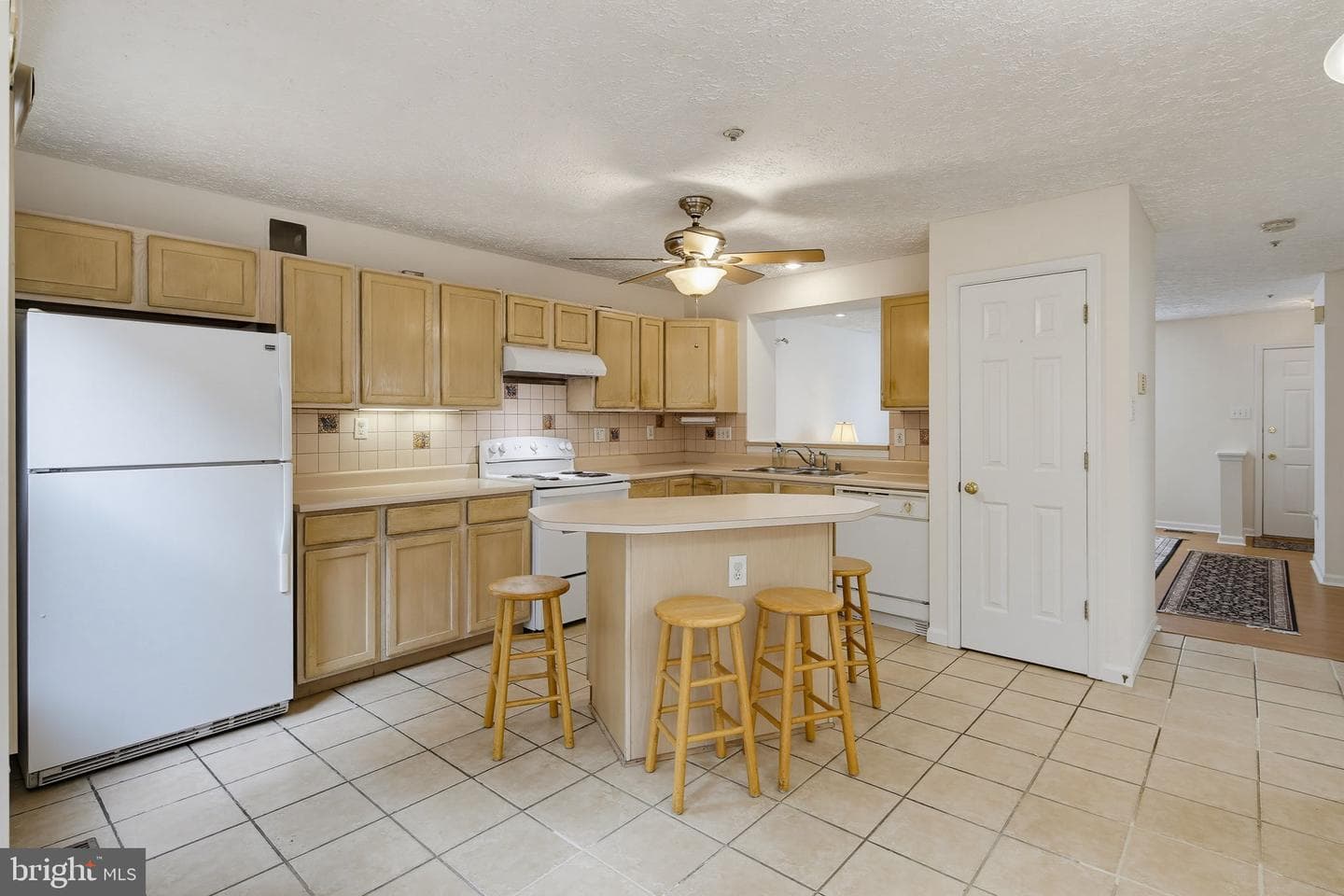 6100 Starburn Path photo 11
