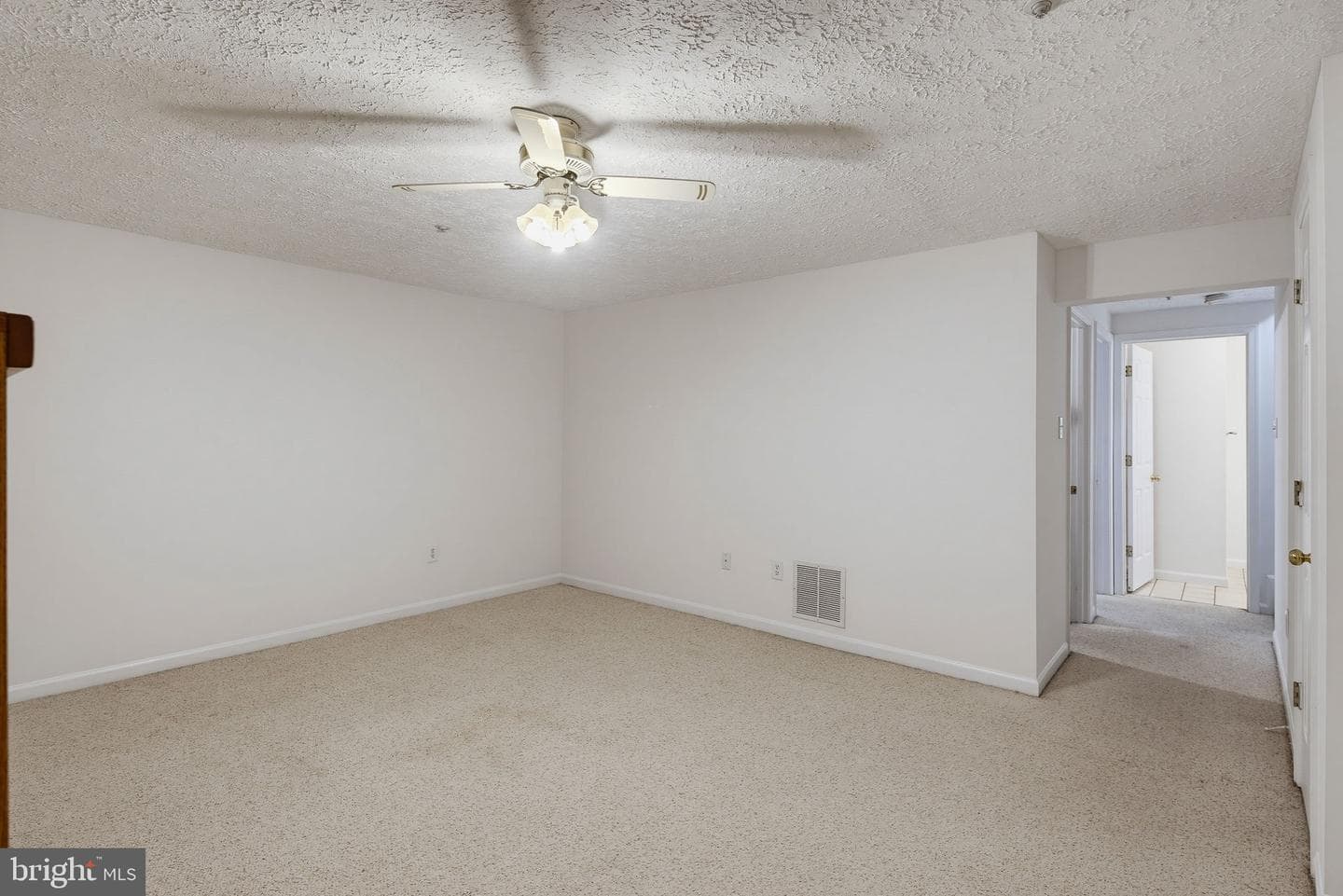 6100 Starburn Path photo 28