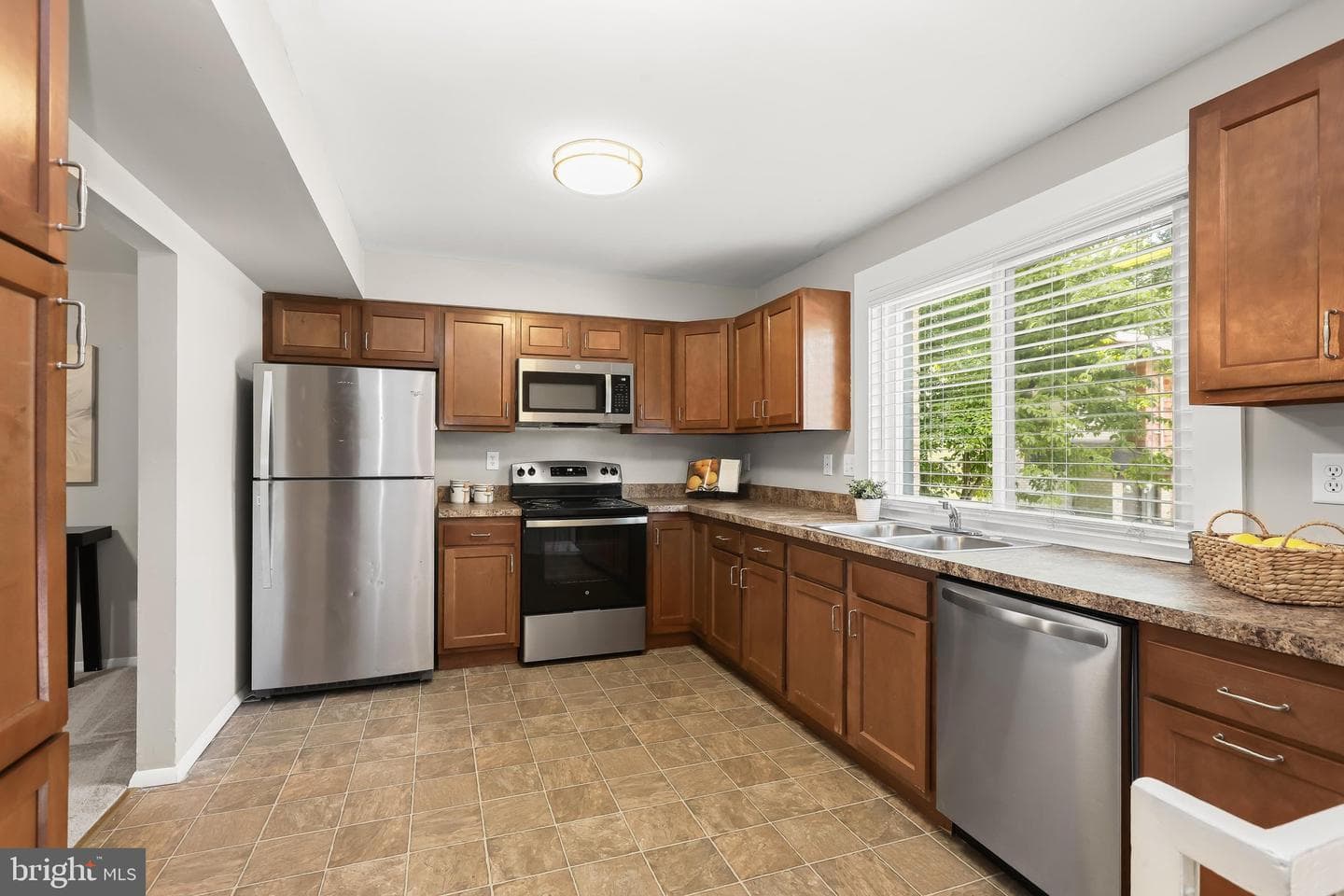 7320 Kerry Hill Court photo 5