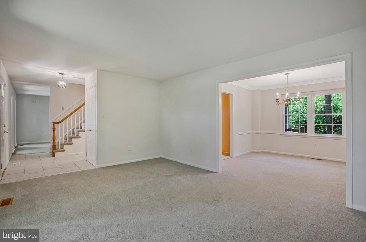 6052 Tamar Drive photo 8