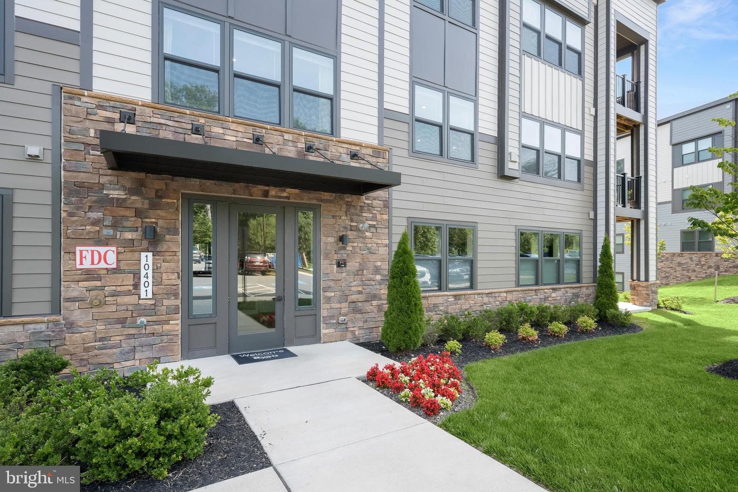 10401 Resort Road #l photo 5