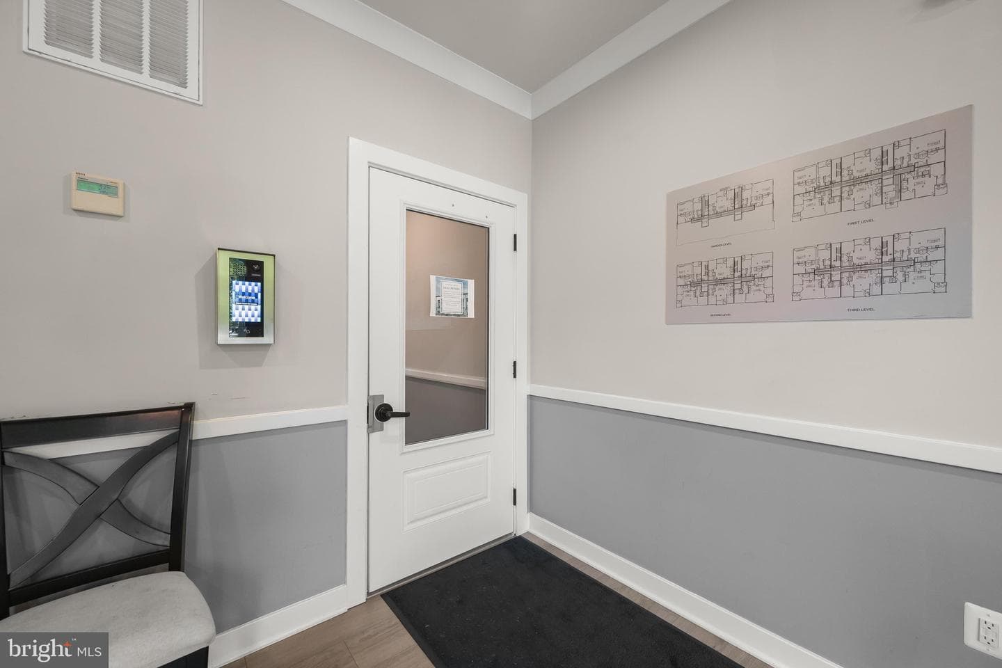 10401 Resort Road #l photo 6