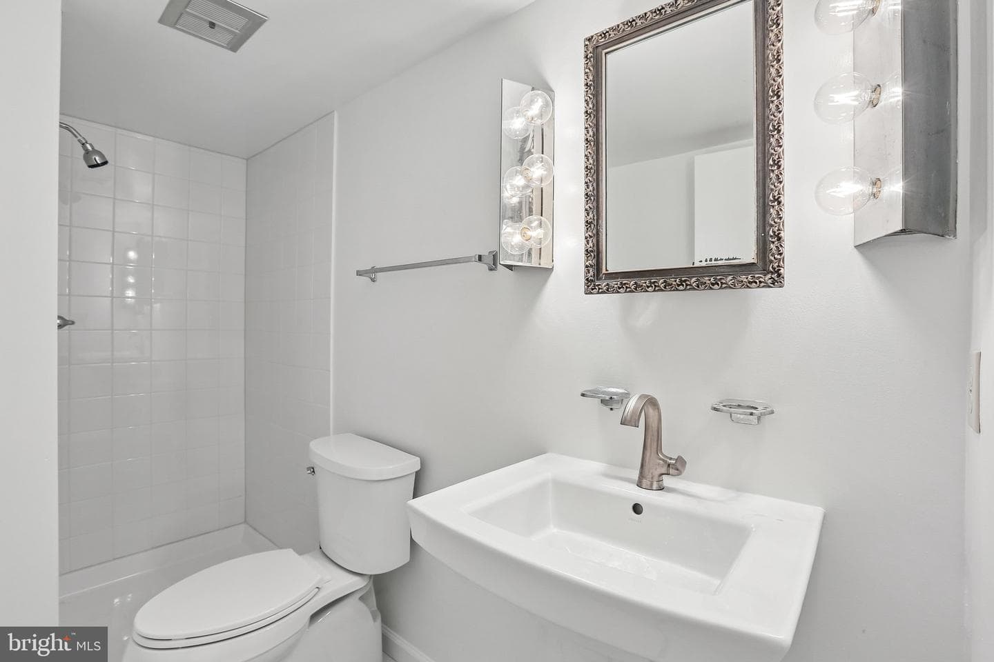 10128 Goodbody Court photo 23