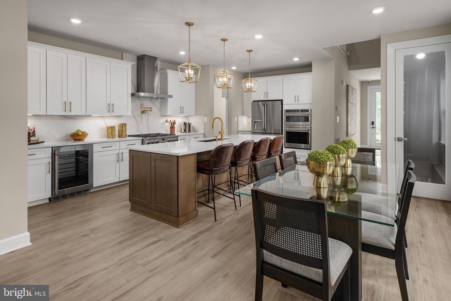 9800 Blue Ivy Way photo 3