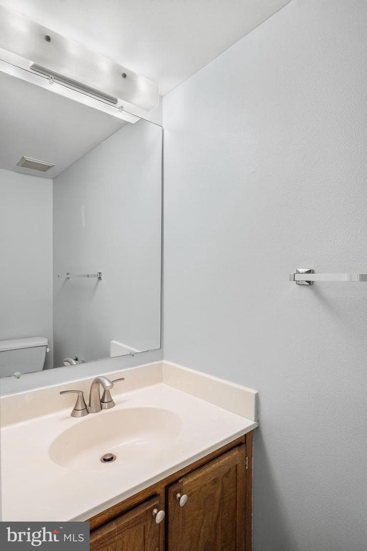 9614 Hingston Downs photo 11