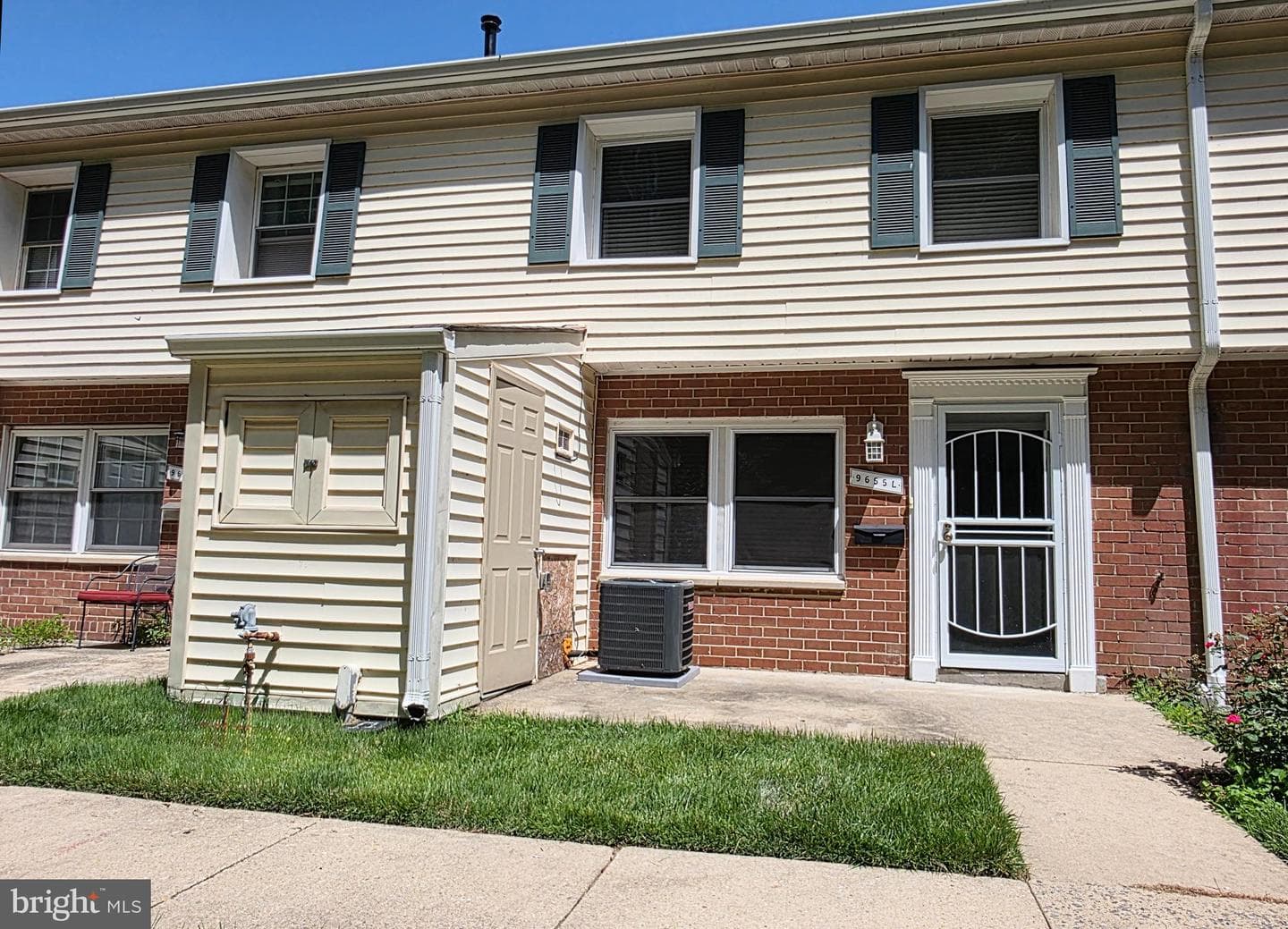 9655 Homestead Court #l photo 3