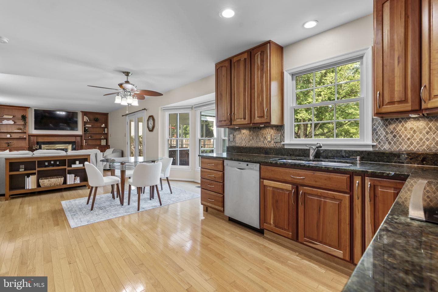 8366 Chestnut Farm Lane photo 16